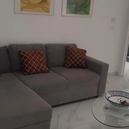 Willy's House Apartment